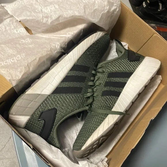 adidas gazelle silver green womens Adidas Cloudfoam Ultimate Running Shoes